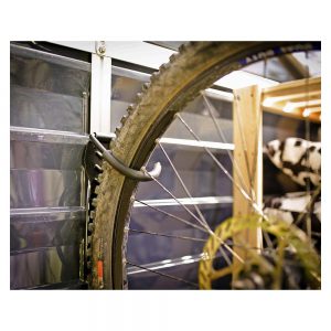 תמונה ראשית מתלה אופניים למחסן - Palram פלרם